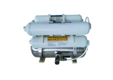 تجهیزات تصفیه آب داخلی 300LPH تجهیزات 5 مرحله UF تاسیس شده است